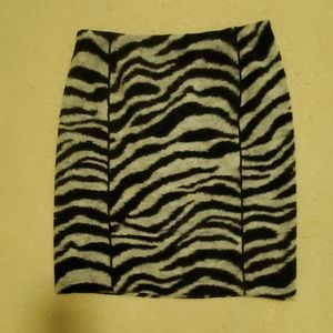 Size 4 Ann Tayor Animal Print Wool Skirt